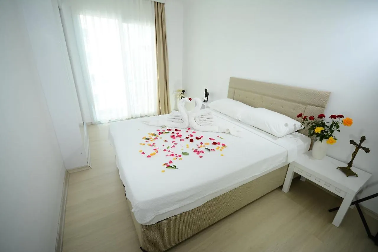 Hun Club Hotel Gokdere 2*, Antalya